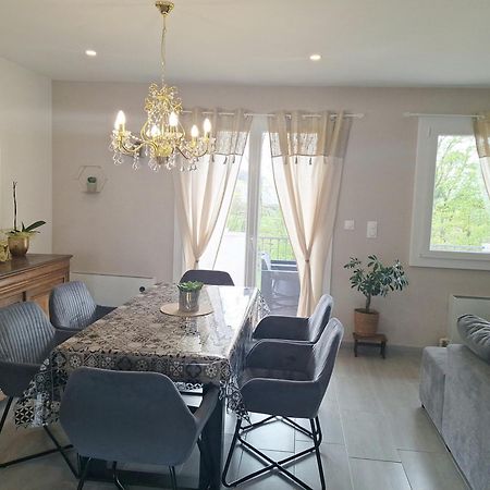 Agreable Maison Avec Jardin A 주앵빌 외부 사진